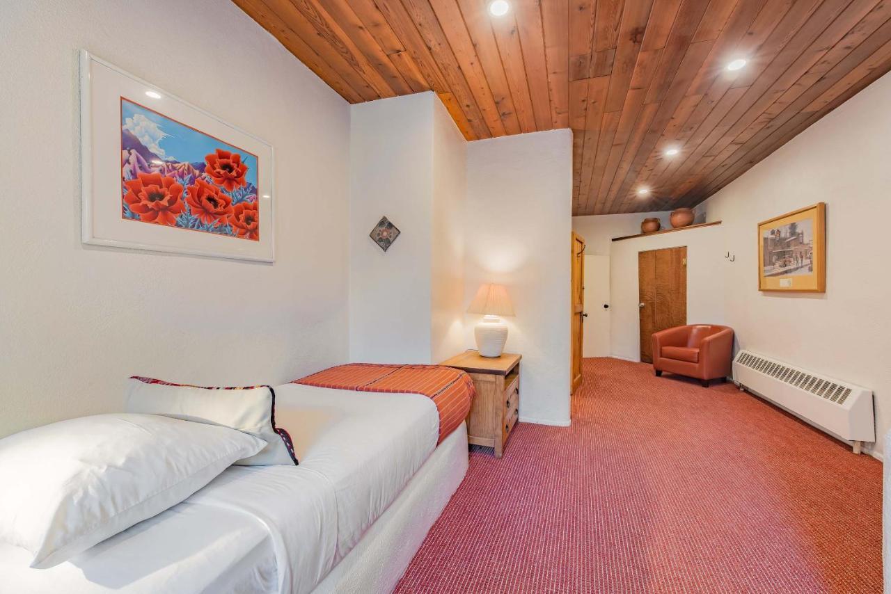 The Historic Taos Inn ภายนอก รูปภาพ