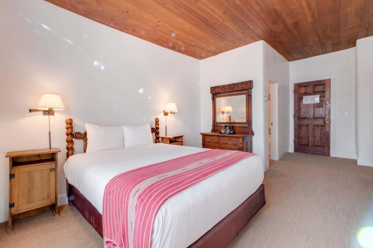 The Historic Taos Inn ภายนอก รูปภาพ